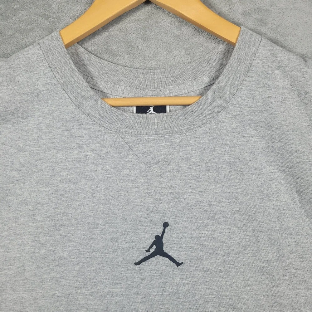 Vintage Air Jordan Sleeveless Shirt Men XL Gray Air Jordan XV 15 Graphic T-Shirt